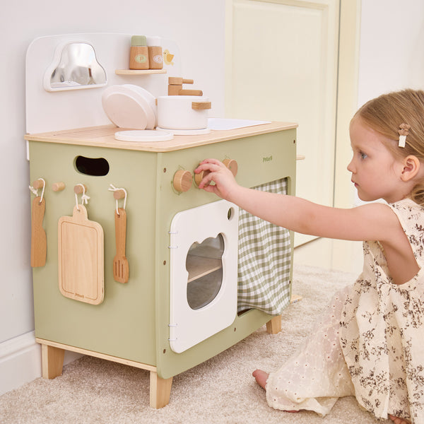 Play Kitchen Set