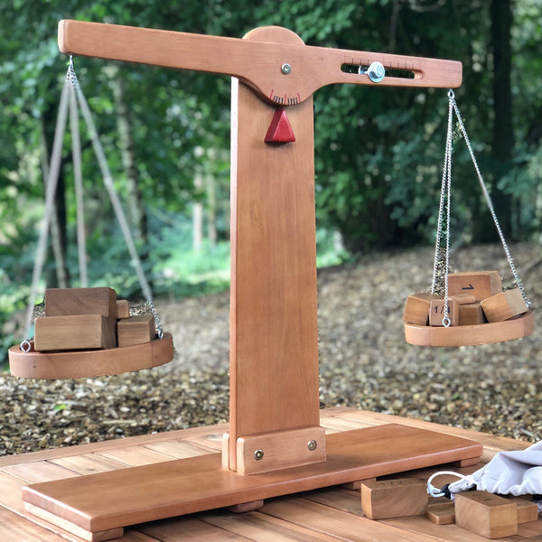 Outdoor Wooden Weight Pan Balance